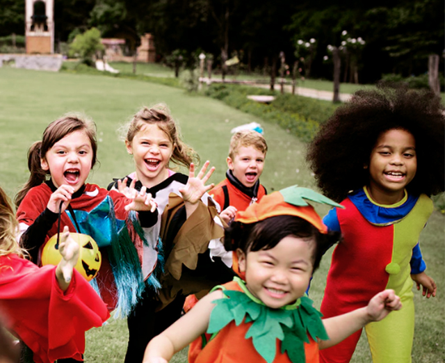 kids costumes